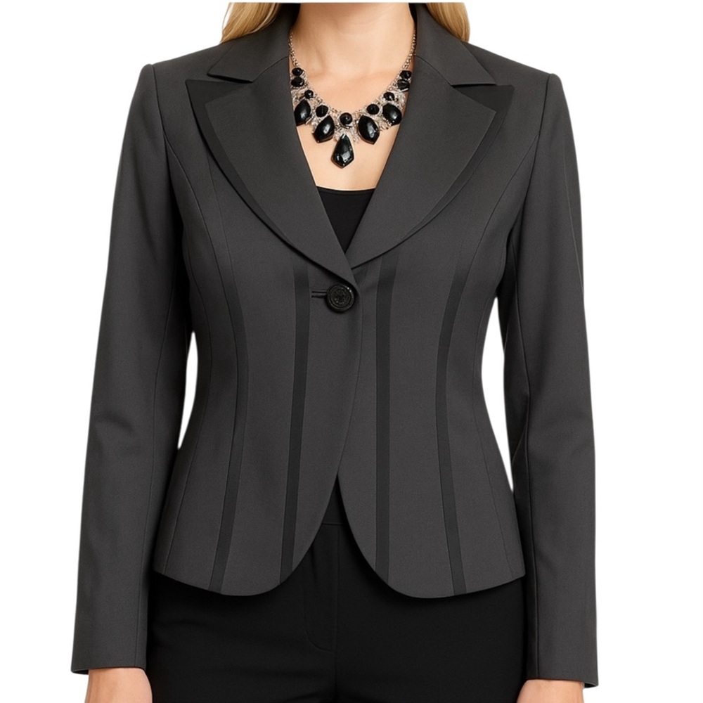 Di Vita Gorgeous Black Satin Trim Jacket